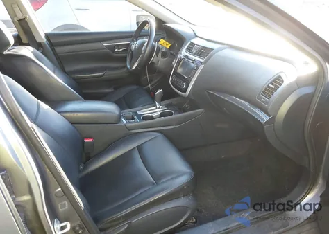 2018 Nissan Altima 2.5 Sr из США, поврежденный, VIN 1N4AL3APXJC296109